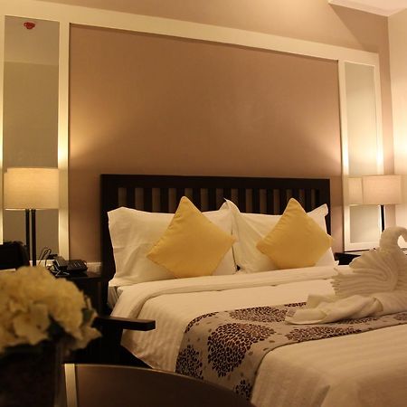 Prime City Resort Hotel Angeles Eksteriør bilde