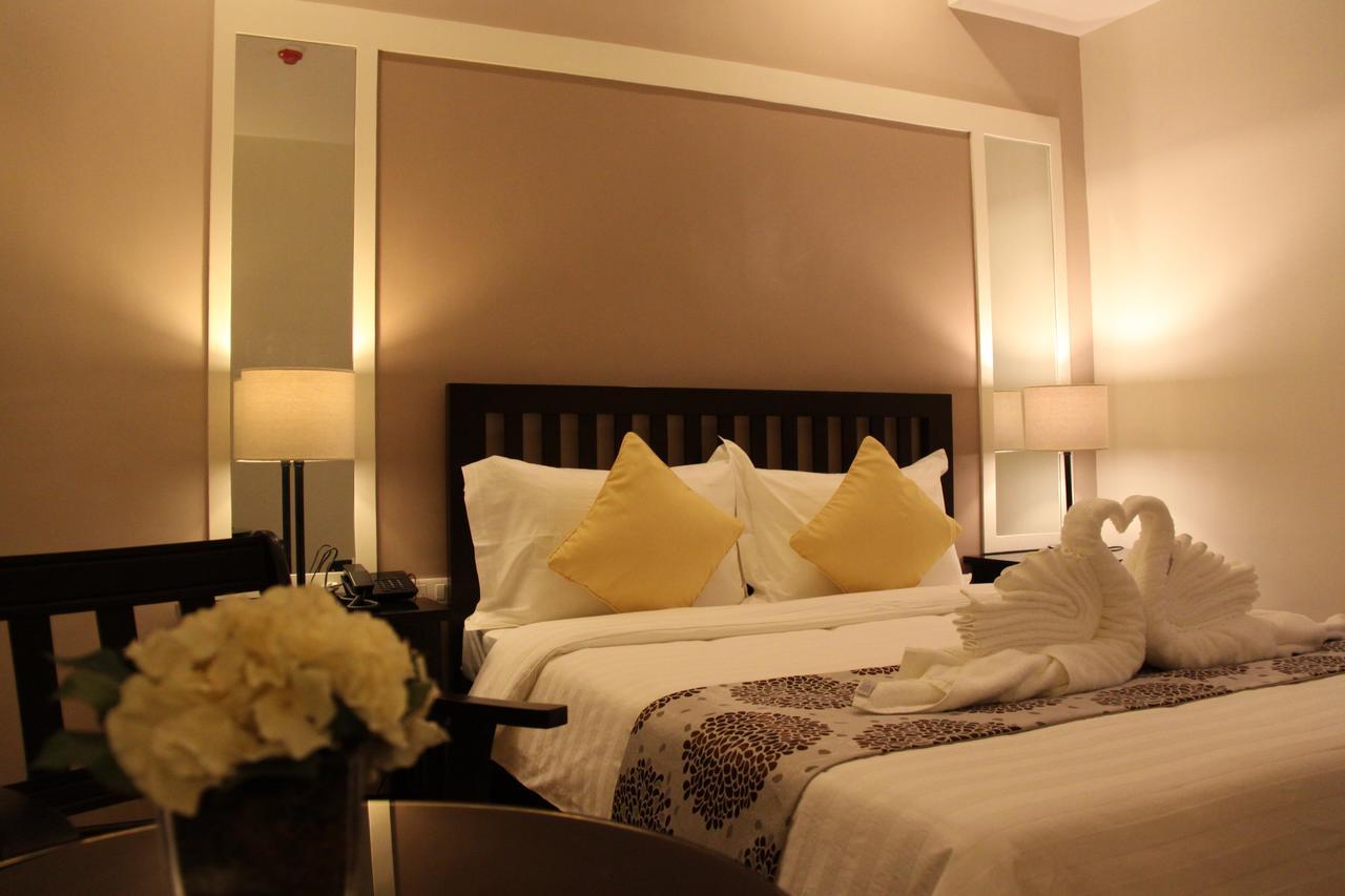 Prime City Resort Hotel Angeles Eksteriør bilde