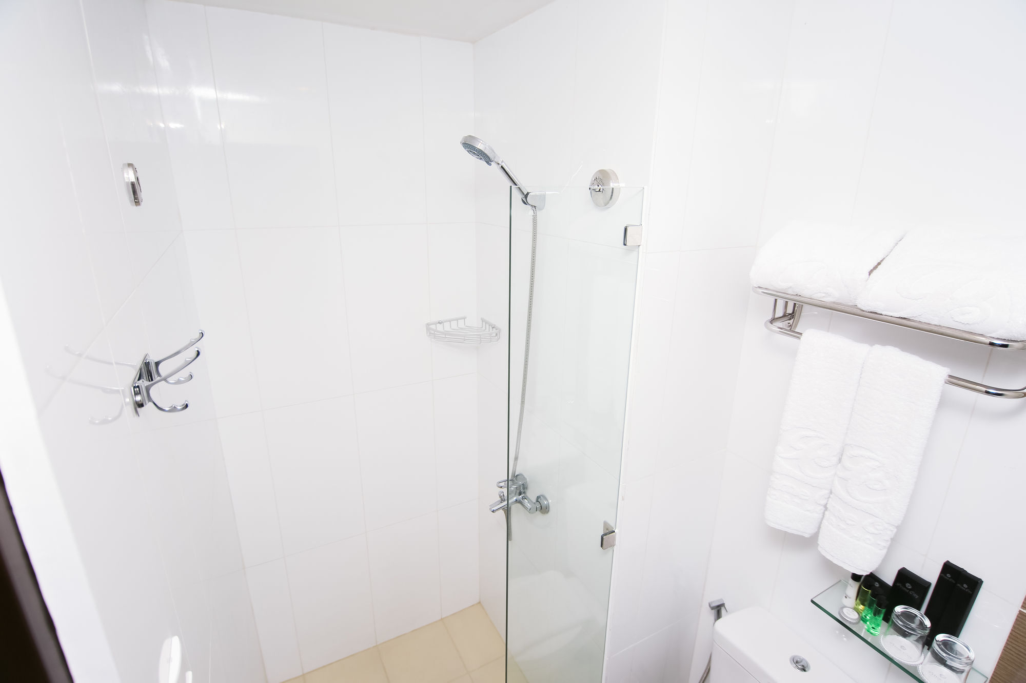 Prime City Resort Hotel Angeles Eksteriør bilde